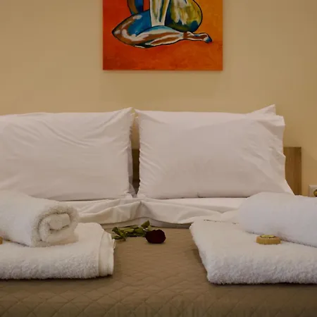 Elegant Breeze * カヴァラ