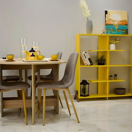 Elegant Breeze 아파트 *